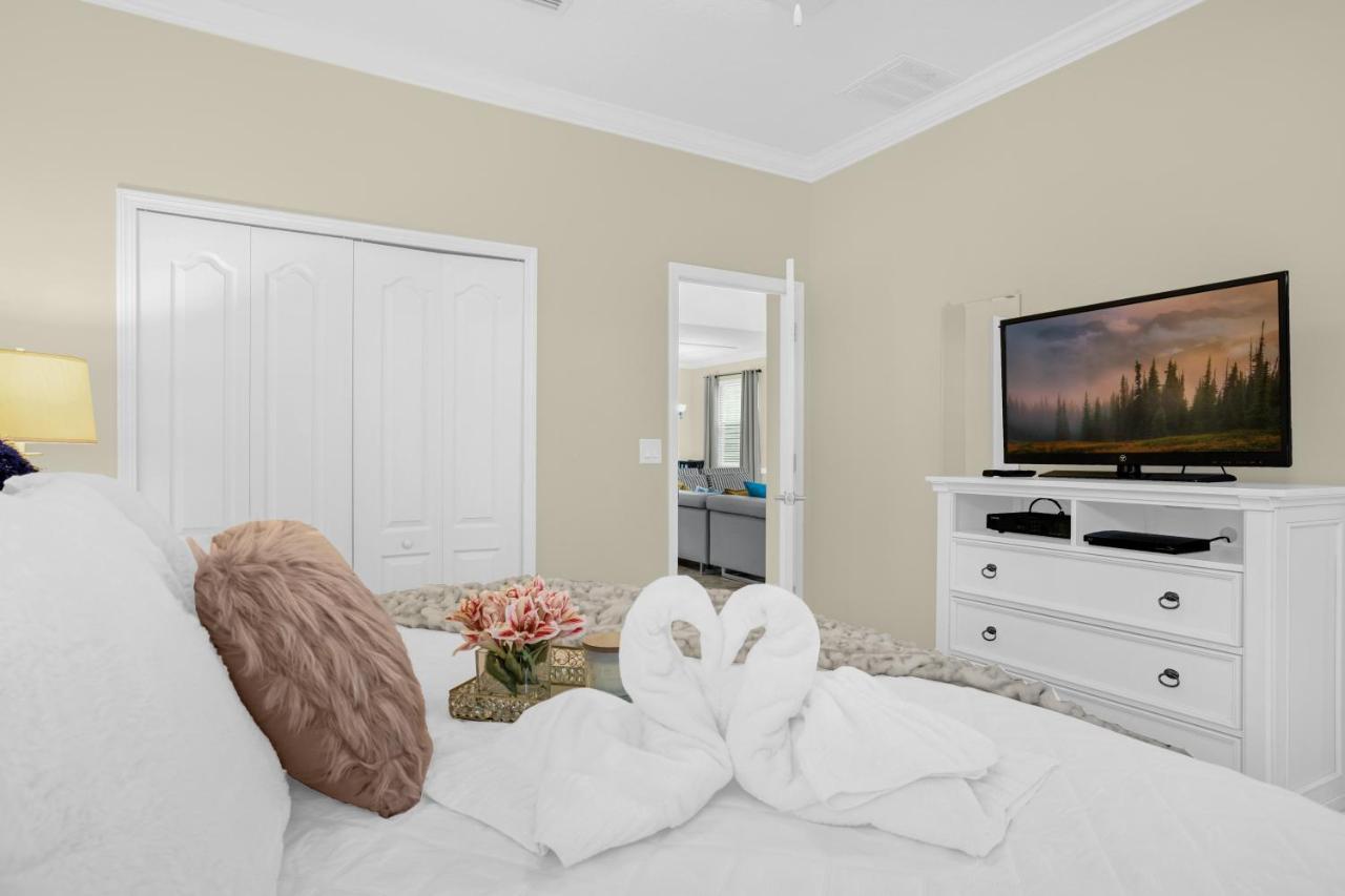 Light Yellow Home Lift Your Mood Near Disney 5Beds Kissimmee Εξωτερικό φωτογραφία
