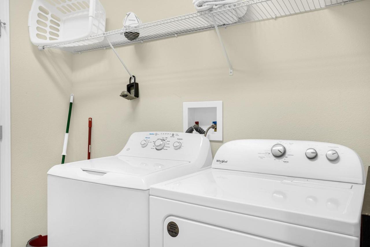 Light Yellow Home Lift Your Mood Near Disney 5Beds Kissimmee Εξωτερικό φωτογραφία